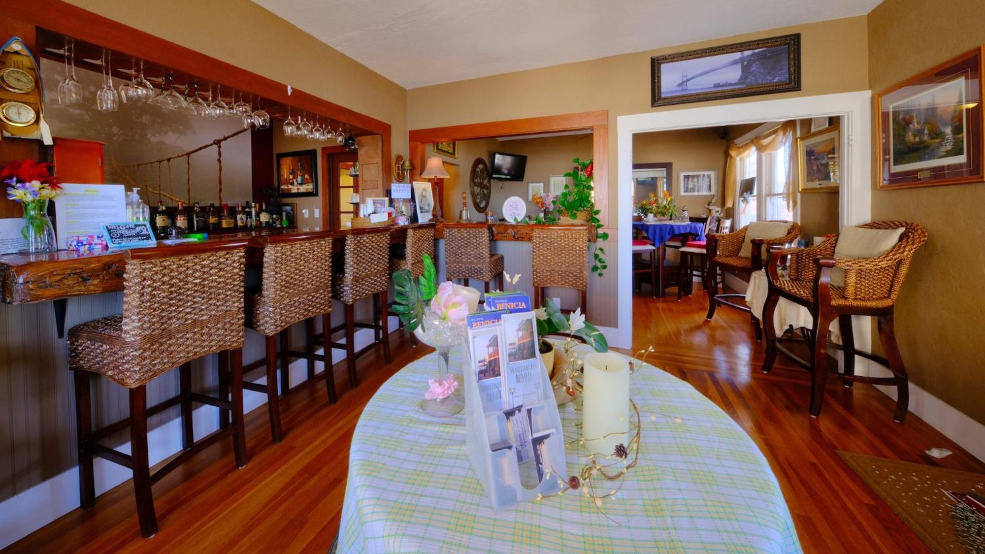 Shorelight Inn Benicia Exterior foto
